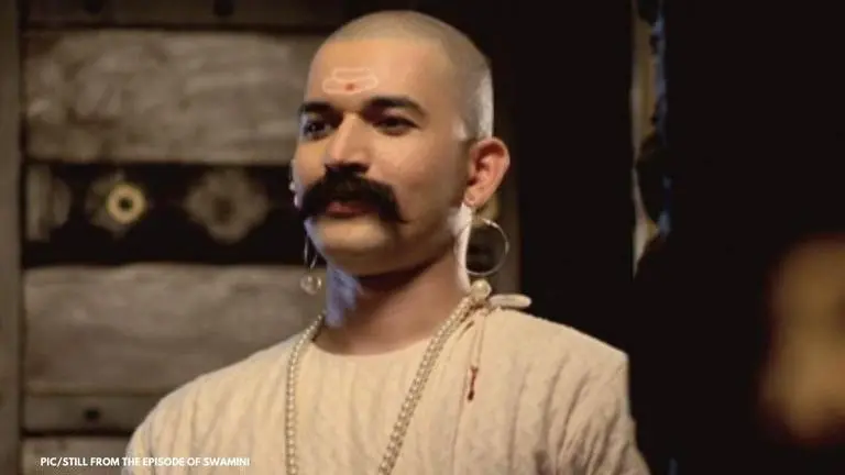 'Swamini' Written Update July 29, 2020: Gopikabai scolds Madhavrao for being late swamini written update