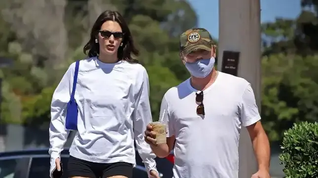 Leonardo DiCaprio with Vittoria Ceretti