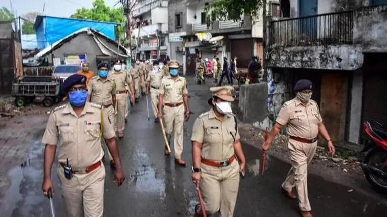 Nagpur police detains 32 Commercial Sex Workers for illegally soliciting customers Nagpur Polie