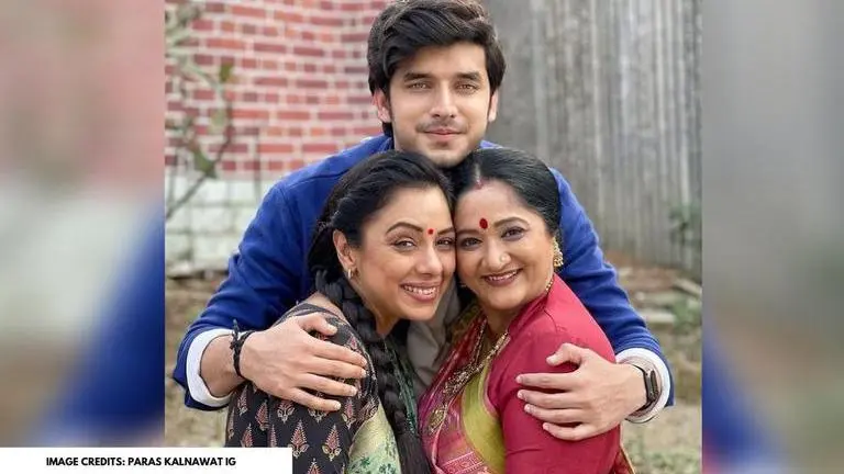 'Anupamaa' cast visits Siddhivinayak temple as Paras returns to sets Anupamaa