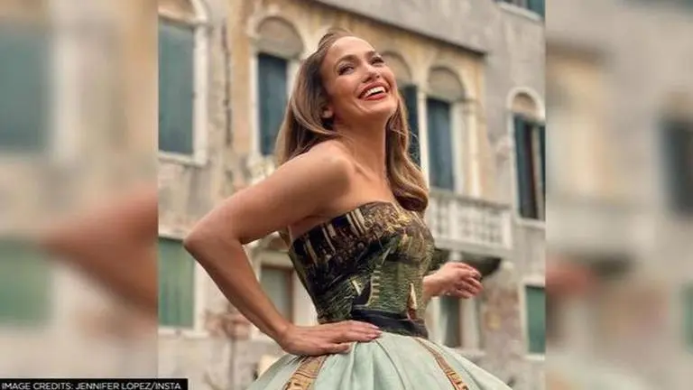 Jennifer Lopez admits that she 'still feels like outsider in Hollywood' Jennifer Lopez