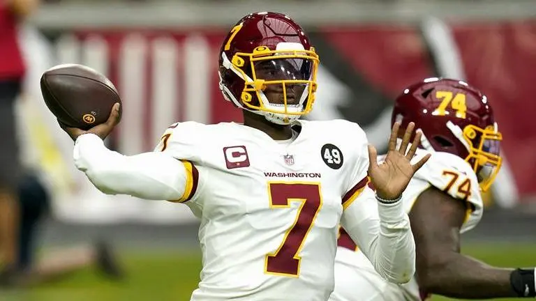 Former Washington QB Haskins signs deal with Steelers