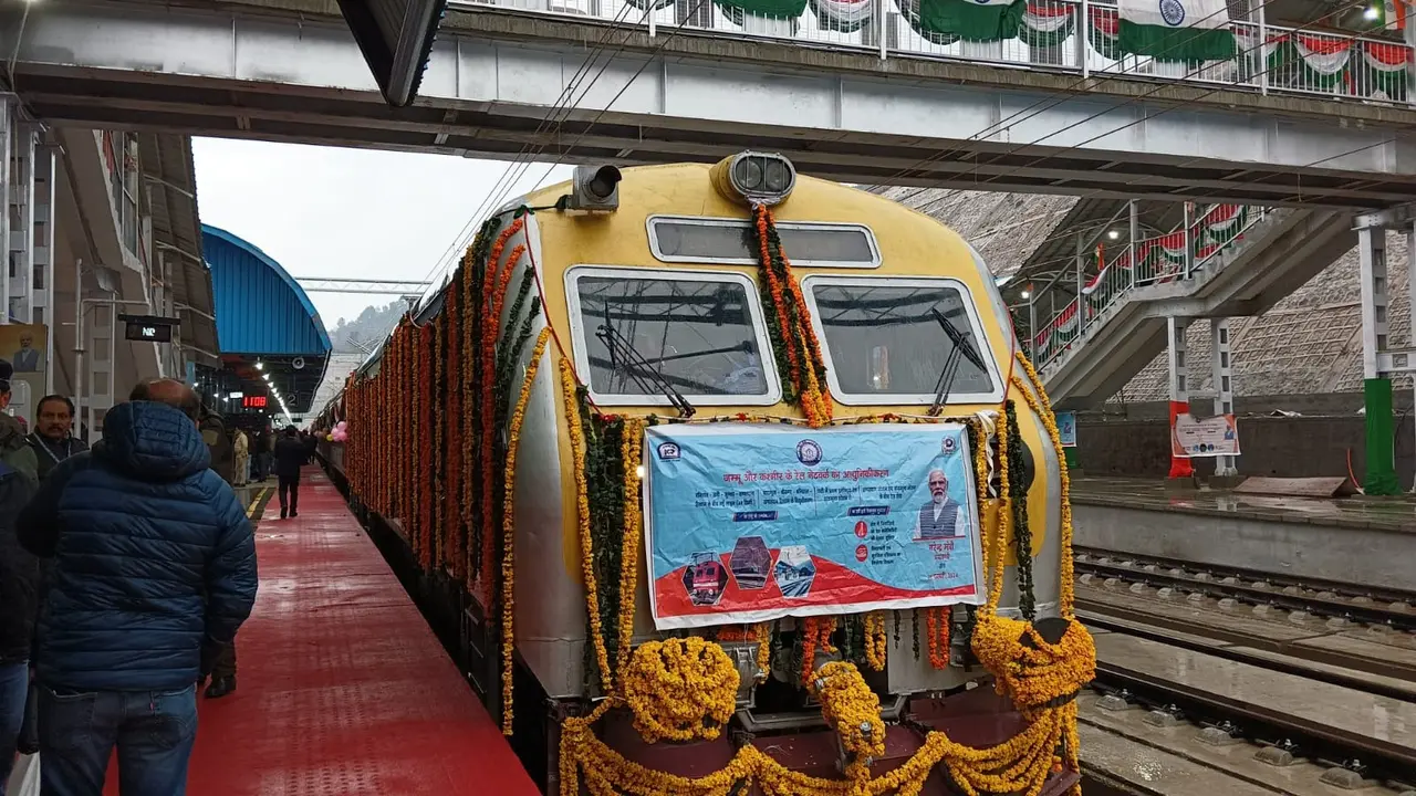 HISTORIC: First DEMU train from Sangaldan to Baramulla Rolls Out | Watch demu train