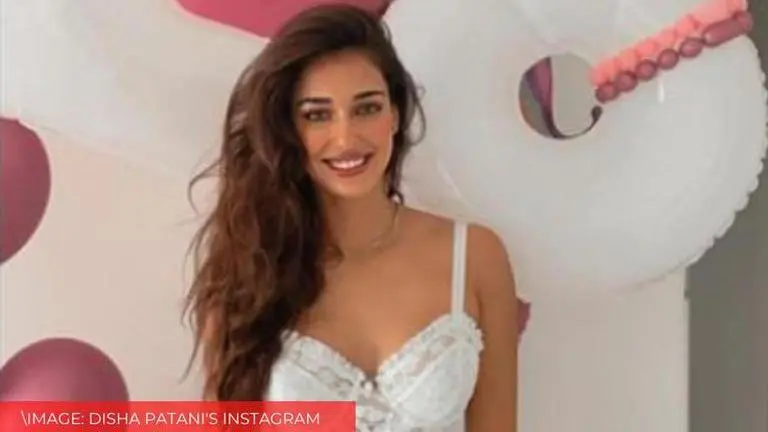 On Disha Patani's birthday, fans donate food to homeless kids and feed animals Disha Patani's birthday