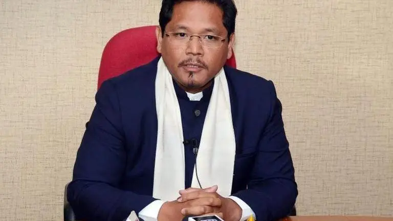 Manipur: Sangma, Himanta hold talks with NPP MLAs in patch-up bid