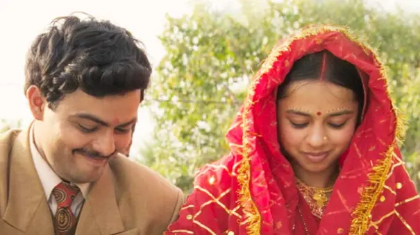 Laapataa Ladies Inspired From Ananth Mahadevan's Ghunghat Ke Pat Khol? Director Shares Similarities A still from Laapataa Ladies