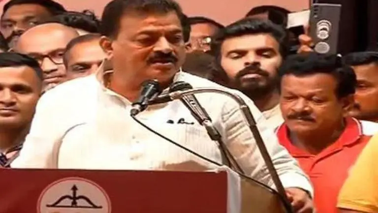 At 'Roar of Hindutva' rally, Sena MLA says, 'Time to get all old Shiv Sainik cadre back' Maharashtra