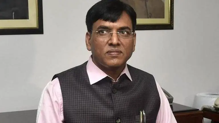 Mansukh Mandaviya to address Investors Summit; focus on opportunities in pharmaceuticals Mansukh Mandaviya