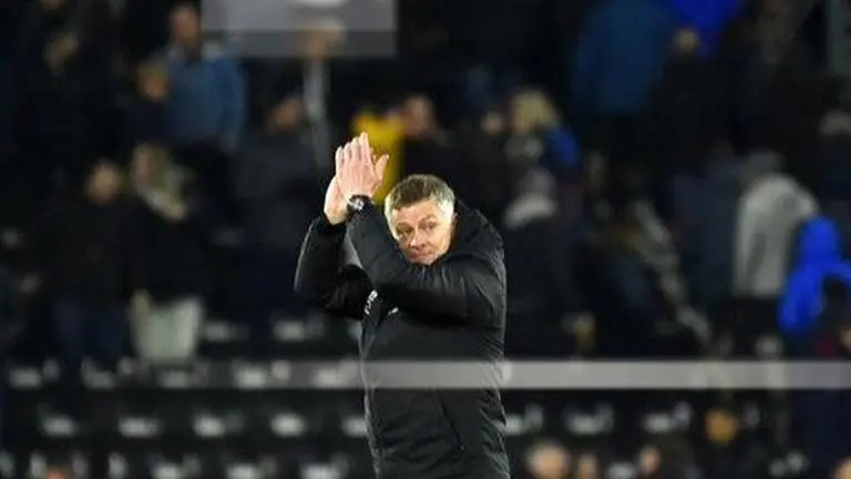 Solskjaer jokes United will do what they can to make derby against City a classic