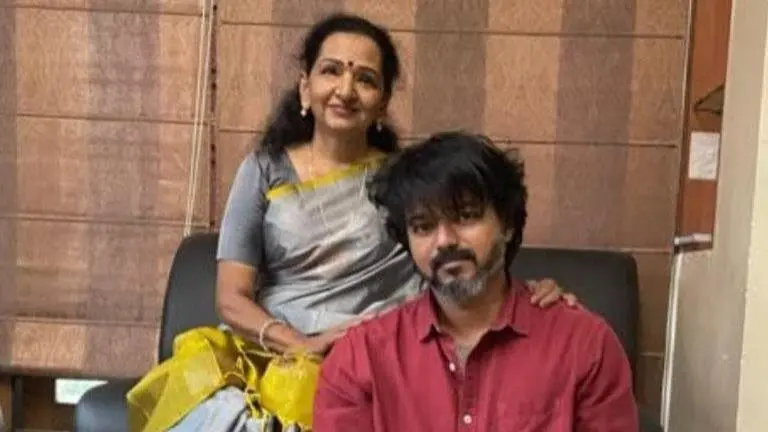 Thalapathy Vijay's mother Shobha visits actor on sets of Leo; photo goes viral Thalapathy Vijay