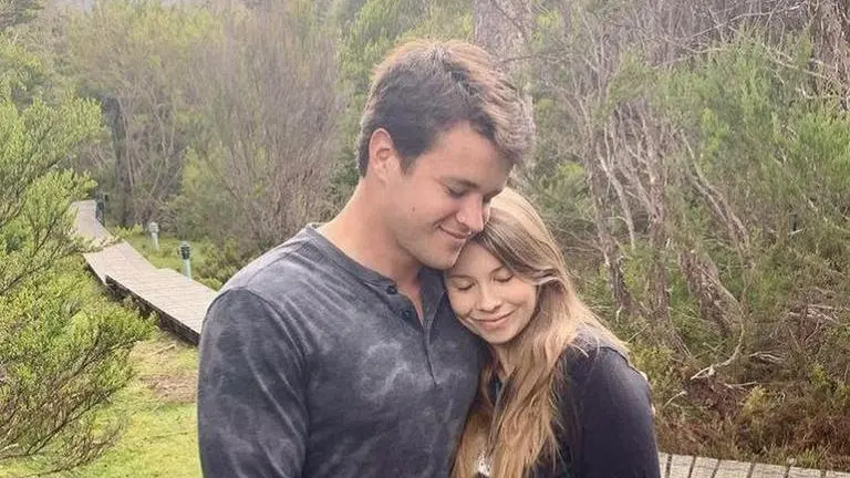 Bindi Irwin reveals how she will introduce her baby girl to her late father Steve Irwin Bindi Irwin