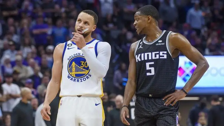 NBA Scores: Golden State Warriors in rare territory, trail Sacramento Kings 2-0 in NBA playoffs Golden State Warriors vs Sacramento Kings