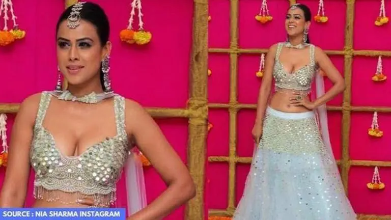 Nia Sharma has the best traditional earring collection; Check out her lovely pics Nia Sharma