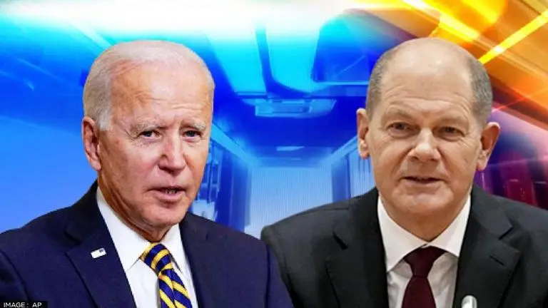 Biden speaks to Scholz, discusses aid to Ukraine & anti-Russian measures amid ongoing war Biden