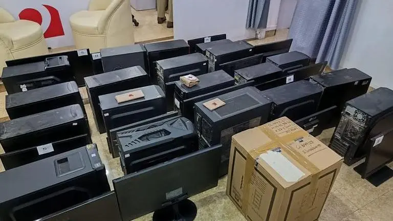 Kerala Police raid news portal 'Marunadan Malayali' office, houses of employees Kerala Police raid news portal 'Marunadan Malayali' offices