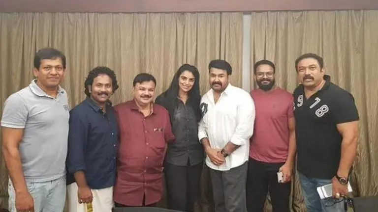 AMMA meeting on actors' pay cut postponed due to intervention from protestors? AMMA