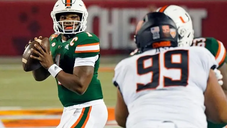 Miami QB D'Eriq King tore knee ligament, plans 2021 return