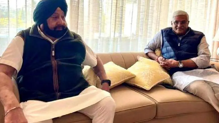 Punjab Polls: BJP mulls allying with Captain's Lok Congress, calls party 'like-minded' Punjab Polls, Gajendra Singh Shekhawat, Captain Amarinder Singh