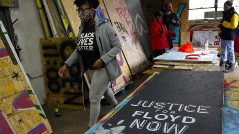 US: Artists, activists rush to save Black Lives Matter murals
