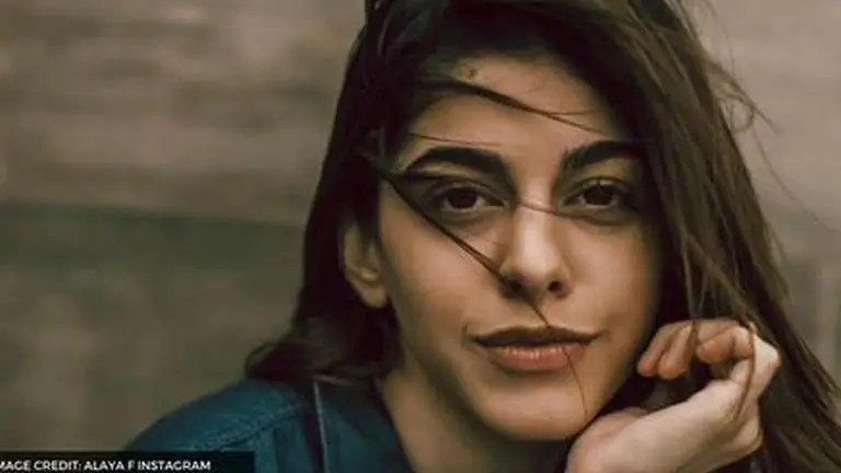 Alaya F motivates fans, shares productivity tips and tricks amid lockdown; Watch Alaya