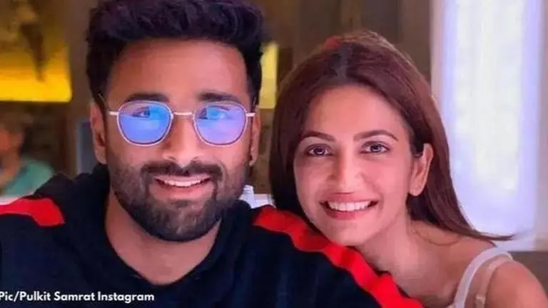 Pulkit Samrat dons chef's cap for Kriti Kharbanda, indulges in a fun banter