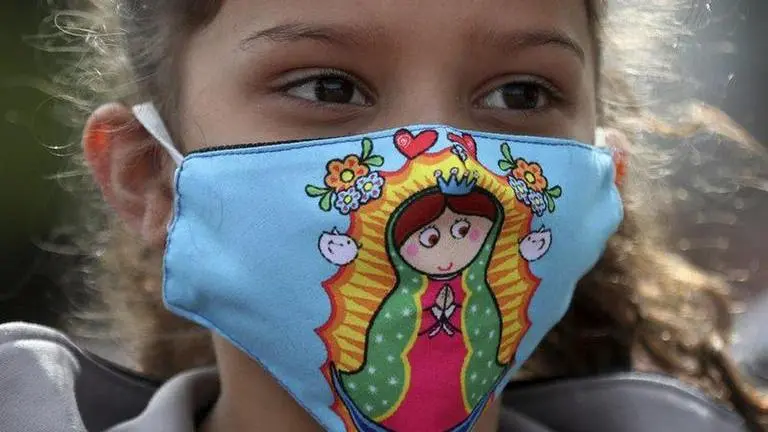 SKorea bans large gatherings as virus battle intensifies