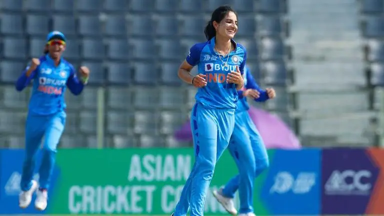 Renuka Singh dismantles Lanka's line-up with fiery spell to help India clinch 7th Asia Cup Renuka Singh, Women's Asia Cup, Women's Asia Cup final, India vs Sri Lanka, Renuka Singh career, India Women vs Sri Lanka Women, Smriti Mandhana