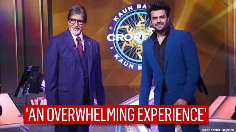 Maniesh Paul 'deeply regrets' not being able to touch Amitabh Bachchan's feet Maniesh Paul