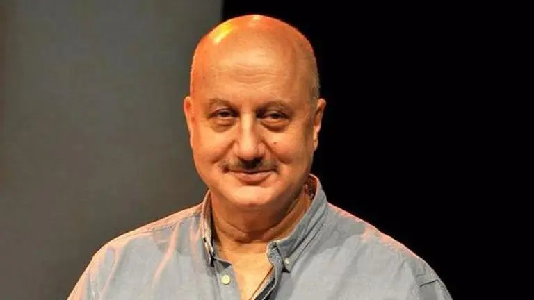 Anupam Kher shares motivational message for younger fans, 'lockdown is a gift from God'