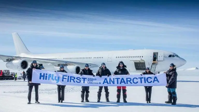 Airbus A340 plane lands on Antarctica for the first time in history Airbus A340