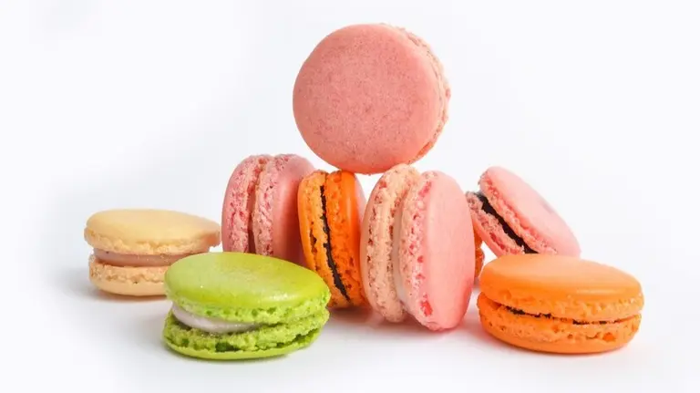 French Desserts That Are A Must-Try Macarons
