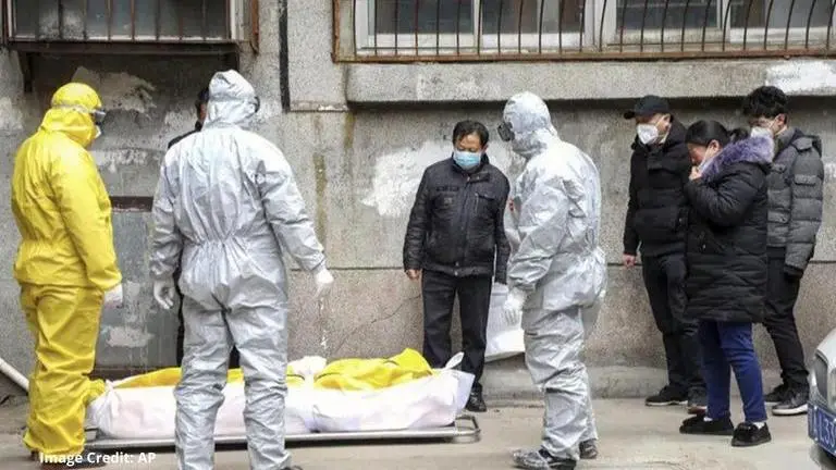 UK reports 621 more coronavirus deaths, total toll surpasses 28,000 UK