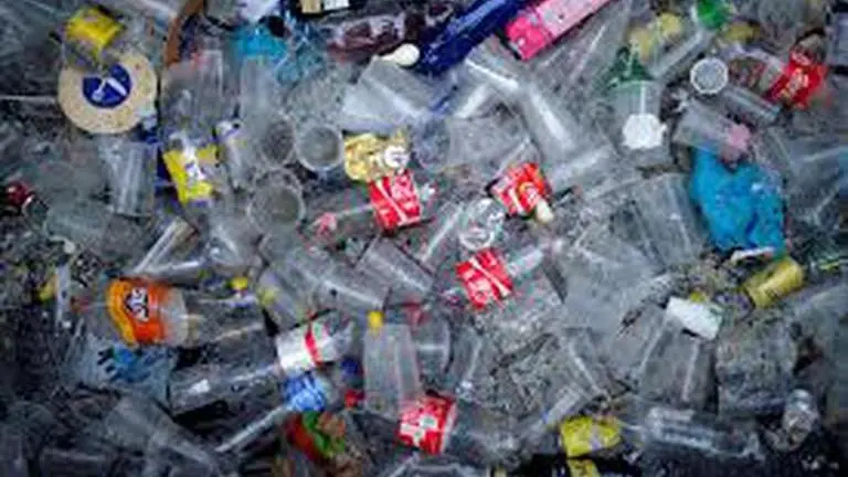 Maha: Civic body rewards students for collecting plastic waste PLASTIC