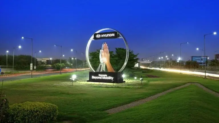 Hyundai Motor India unveils its 'Namaste' installation at New Delhi's IGI airport Hyundai Motor India
