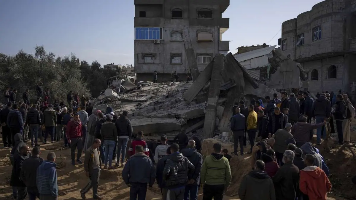 एक और युद्ध की ओर बढ़ रही दुनिया? ईरान और इजरायल के बीच तनाव चरम पर, भारत ने जारी की ये एडवाइजरी Breaking: MEA Issues Advisory For Indians in Israel After Kerala Man Killed