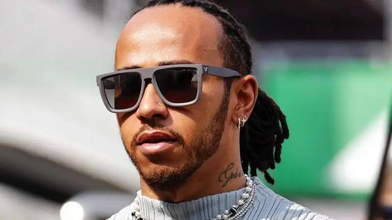 Lewis Hamilton rejects jewellery ban at Australian GP: 'Should be able to be who you are' Lewis Hamilton on F1 Jewellery ban