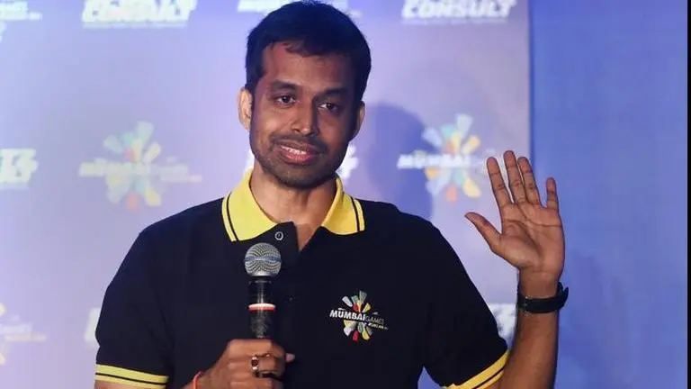 Should fund a group rather than individuals to create more champions: Gopichand fund