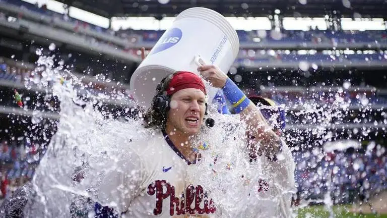 MLB Scores: Philadelphia Phillies erase 5-run deficit, beat D-backs 6-5 in 10 innings to avoid series sweep Phillies vs D-backs