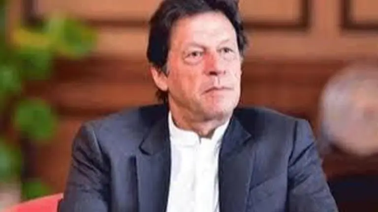 Imran Khan extends lockdown until Apr 30 as COVID-19 cases near 6,000 mark coronavirus