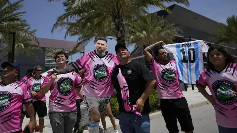 Lionel Messi dons Inter Miami jersey for the 1st time, after officially signing deal with MLS club