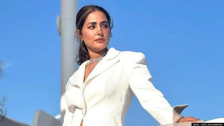 Cannes 2022: Hina Khan bids adieu to festival with a stunning look; 'Until we meet again' Cannes 2022