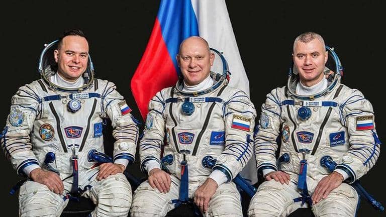 3 Russian cosmonauts return safely from International Space Station ...