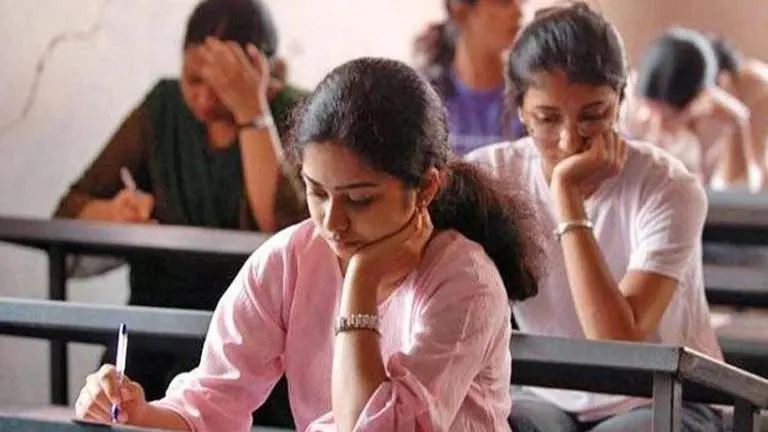 COVID-19: UGC issues guidelines for new academic calender, university exams COVID-19: UGC issues guidelines for new academic calender, university exams