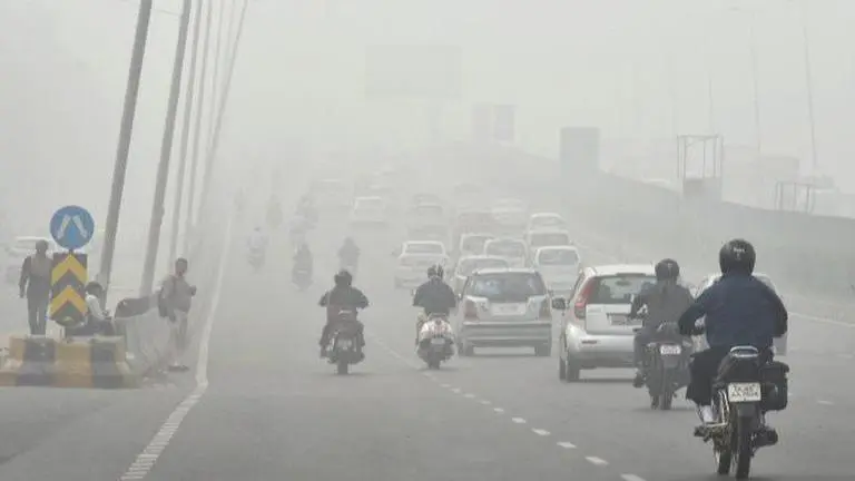 Delhi pollution: Centre to hold high-level meeting with officials pollution
