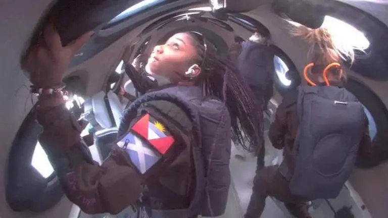 Virgin Galactic launches 1st ever mother-daughter duo to space in private flight Virgin Galactic