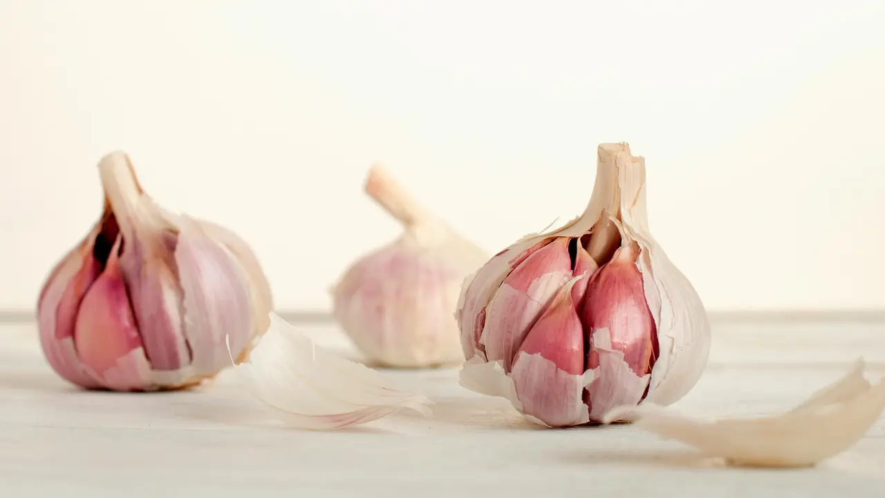 What Is Green Garlic? Know Its Health Benefits