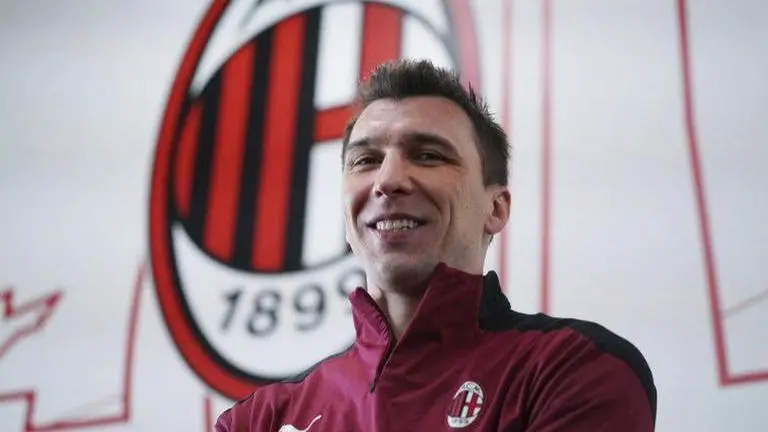 AC Milan means business with Mario Mandžukić signing