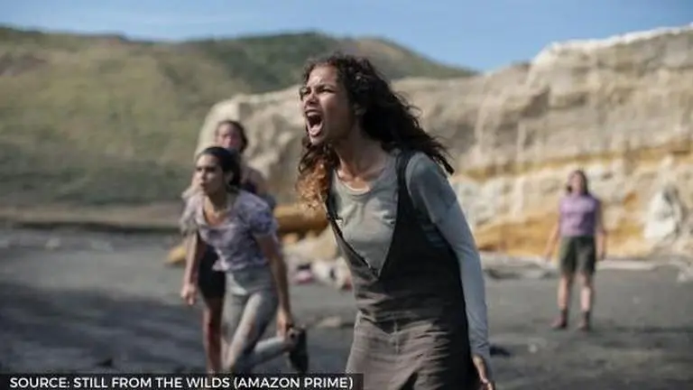 does nora die in the wilds