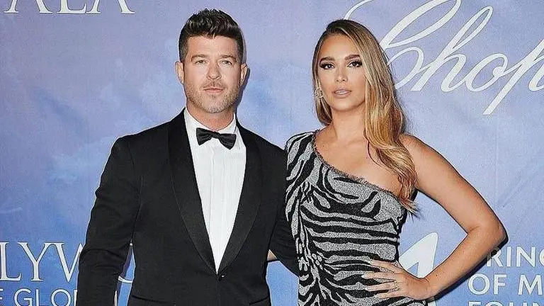 Robin Thicke's fiancee April Love Geary reveals that she is pregnant with her third child robin thicke