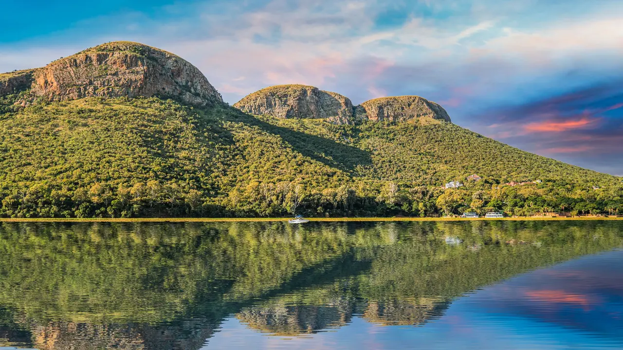 World's oldest mountains